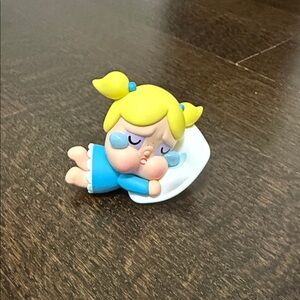 Brand New Cry Baby x Powerpuff girl figure